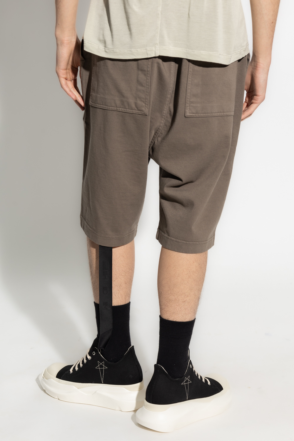 【関税・送料込み】Rick Owens Coated Denim Cargo Shorts Rick Owens Drkshdw Black Cargo Denim Shorts Rick Owens Drkshdw